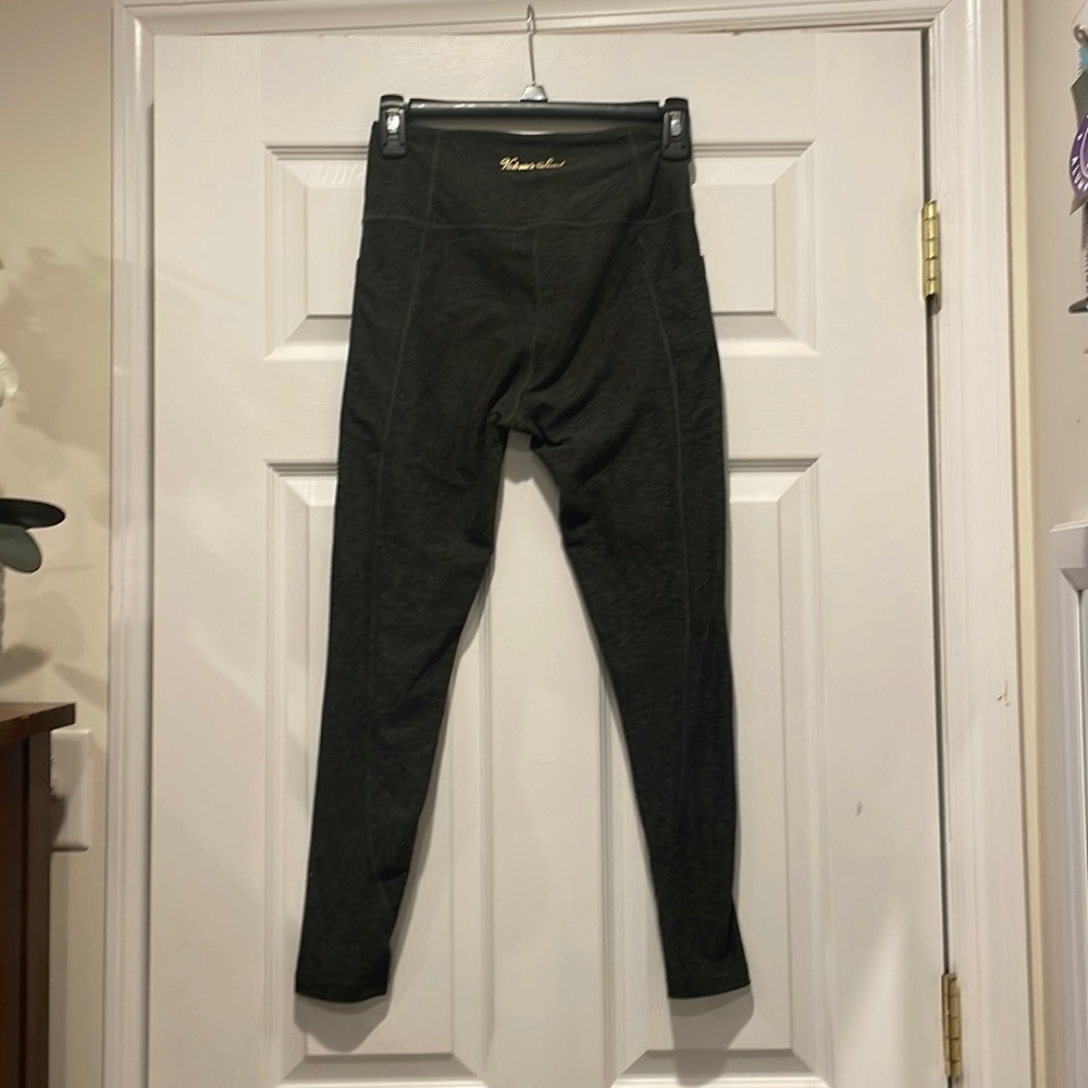 Victoria secret leggings with side pockets